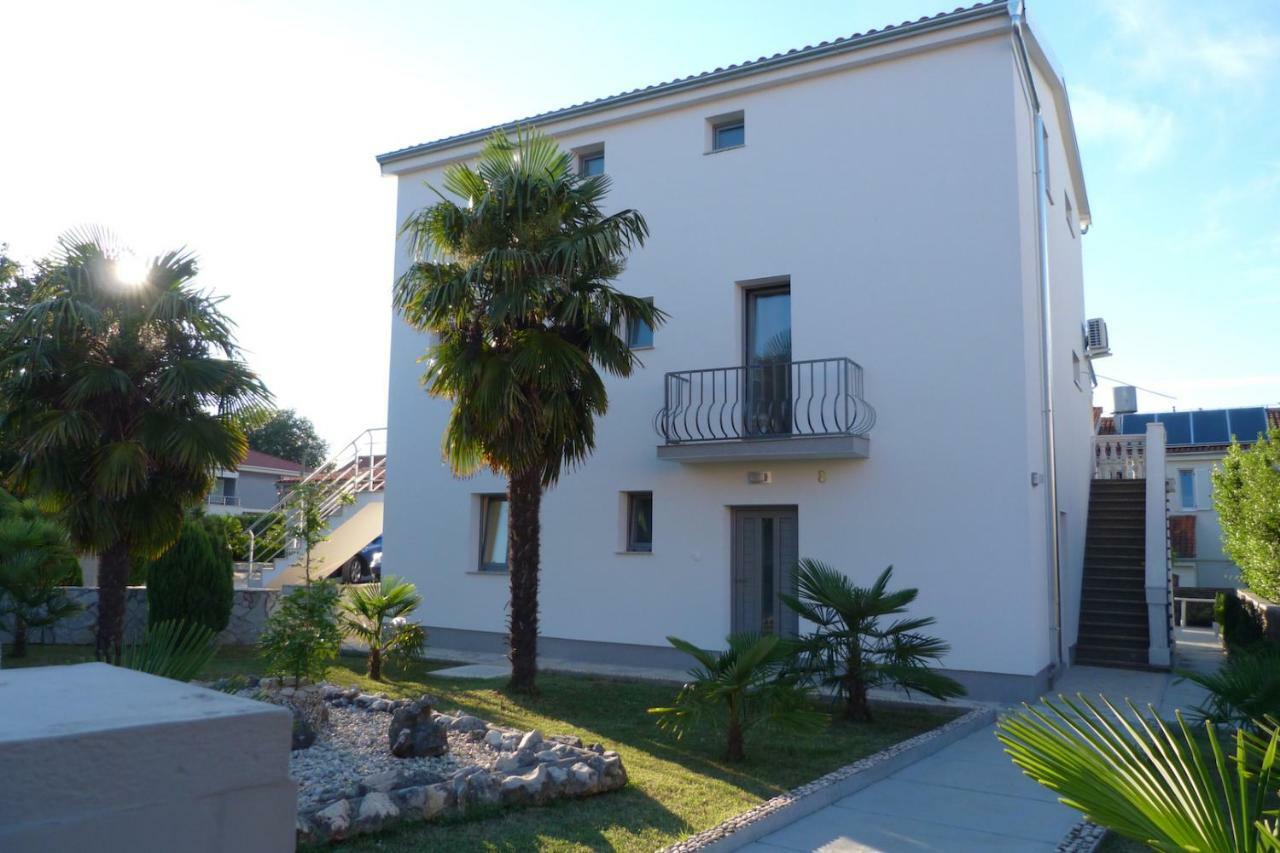 Apartments Monja & Dadi, Malinska, Vantacici Exterior photo